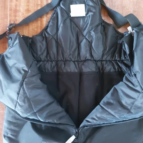 Snowpants - Picture 2 of 4